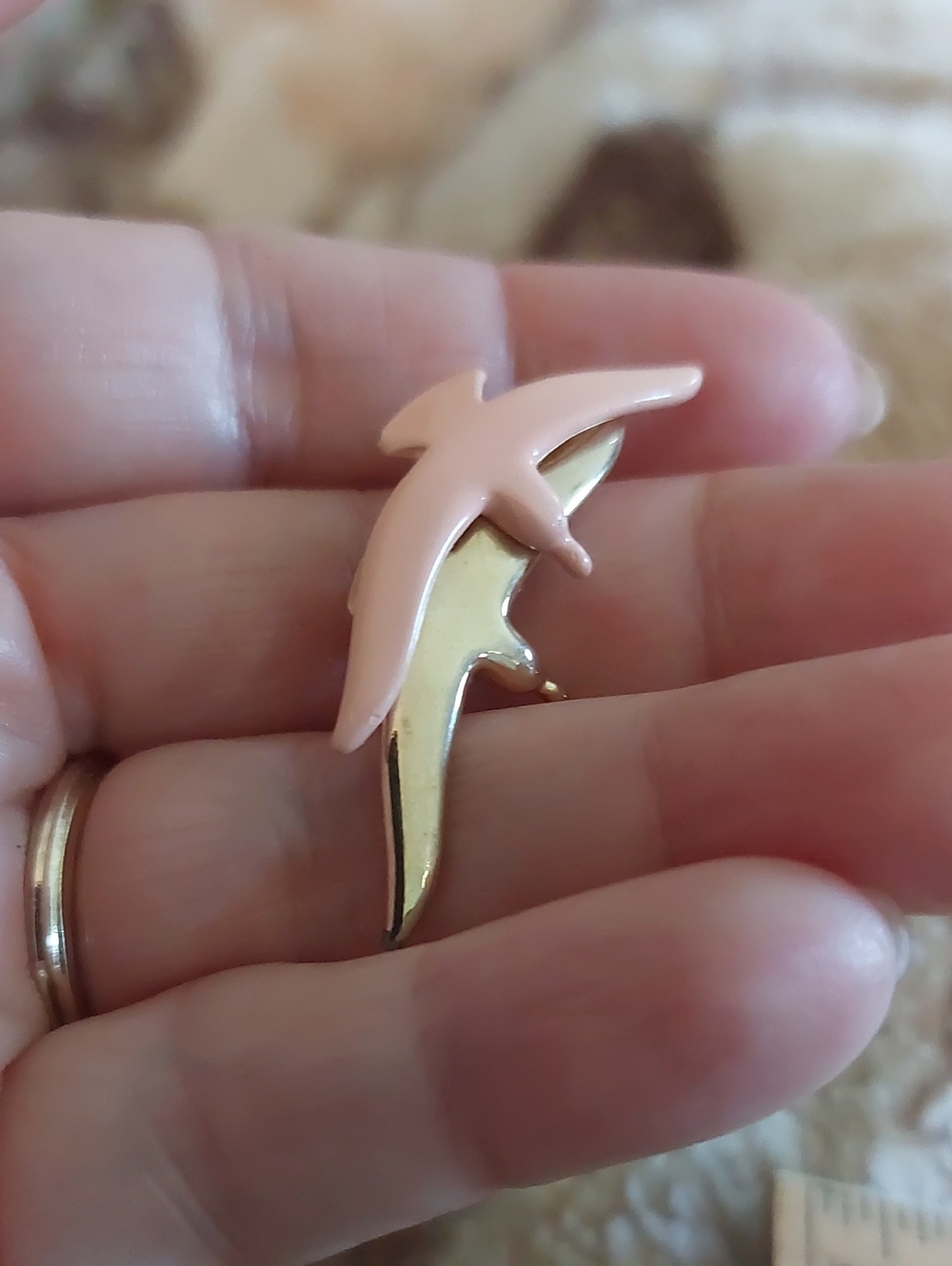 Vintage Enameled Bird Brooch – Pink & Gold Tone Swallow Pin